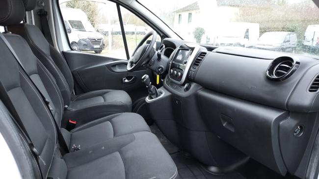 RENAULT TRAFIC III FG 6 PLACES L1H1 1000 2.0 DCI 120CH CABINE APPROFONDIE GRAND CONFORT +GALERIE