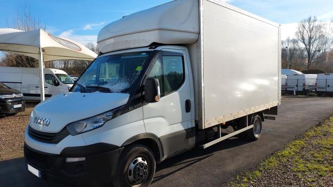 IVECO DAILY CAISSE 35C16H 3.0 CAISSE +HAYON