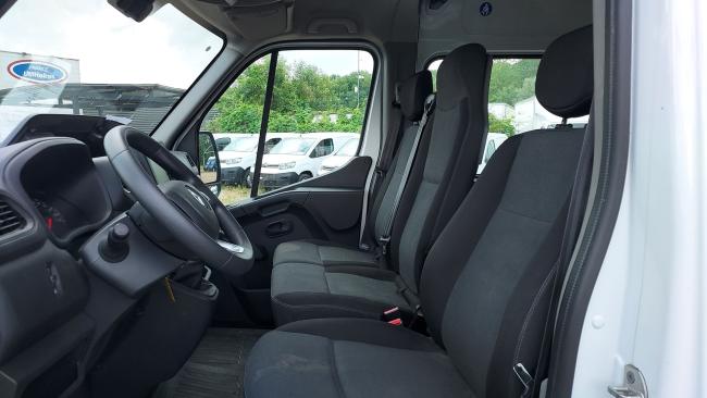 RENAULT MASTER III FG 7 PLACES F3500 L3H2 2.3 BLUE DCI 135CH CABINE APPROFONDIE GRAND CONFORT